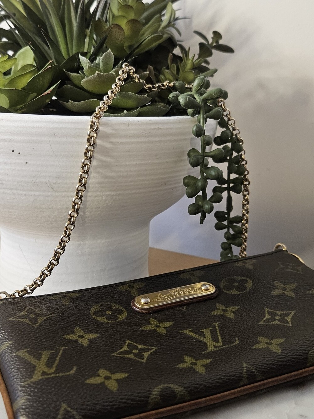 Louis Vuitton Milla Pochette Monogram Canvas MM ✨️ - Picture 11 of 11